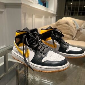Nike Black and Yellow High-Top Sneakers